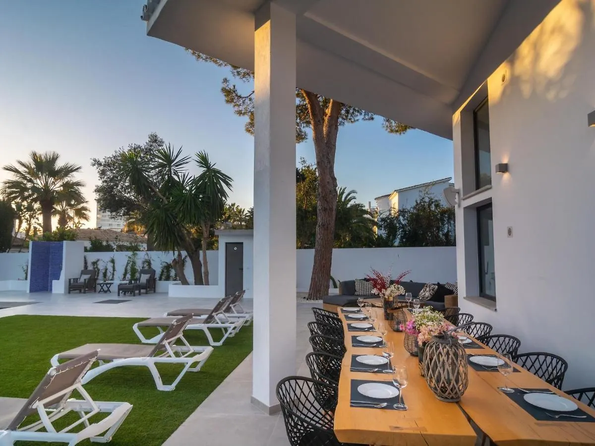 Villa In Las Chapas Playa With Private Heated Pool Marbella Holiday home